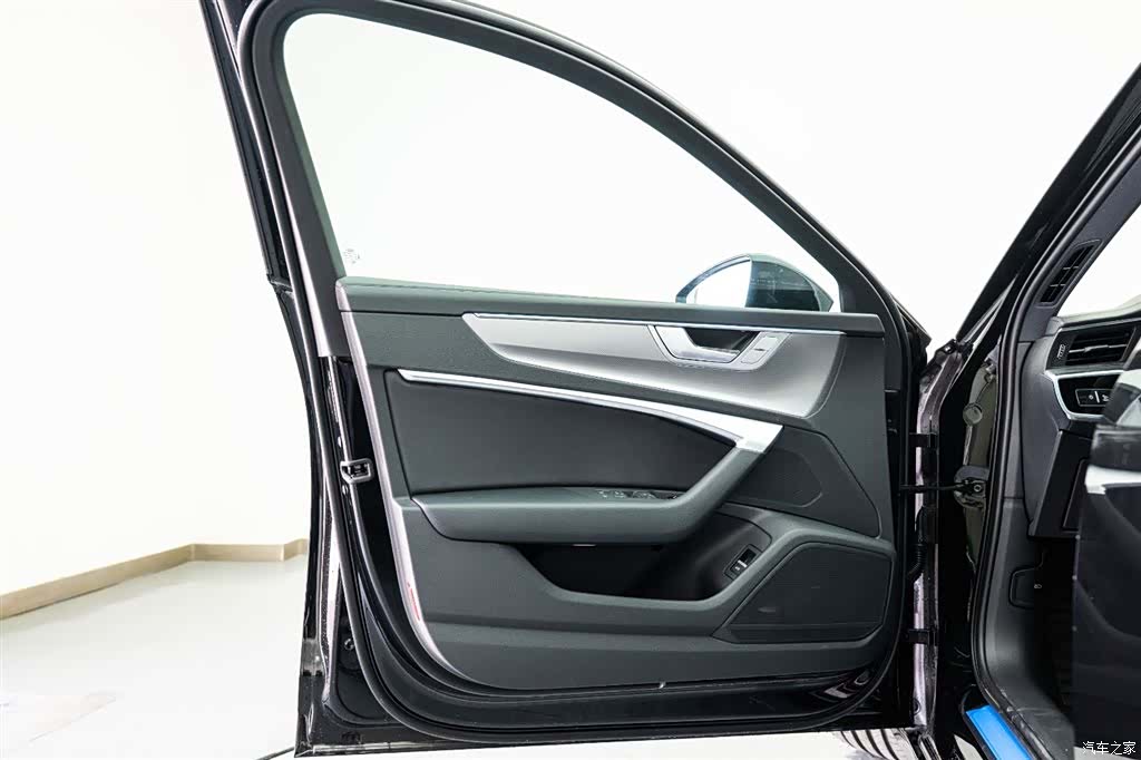 Audi A6L, 2026 9