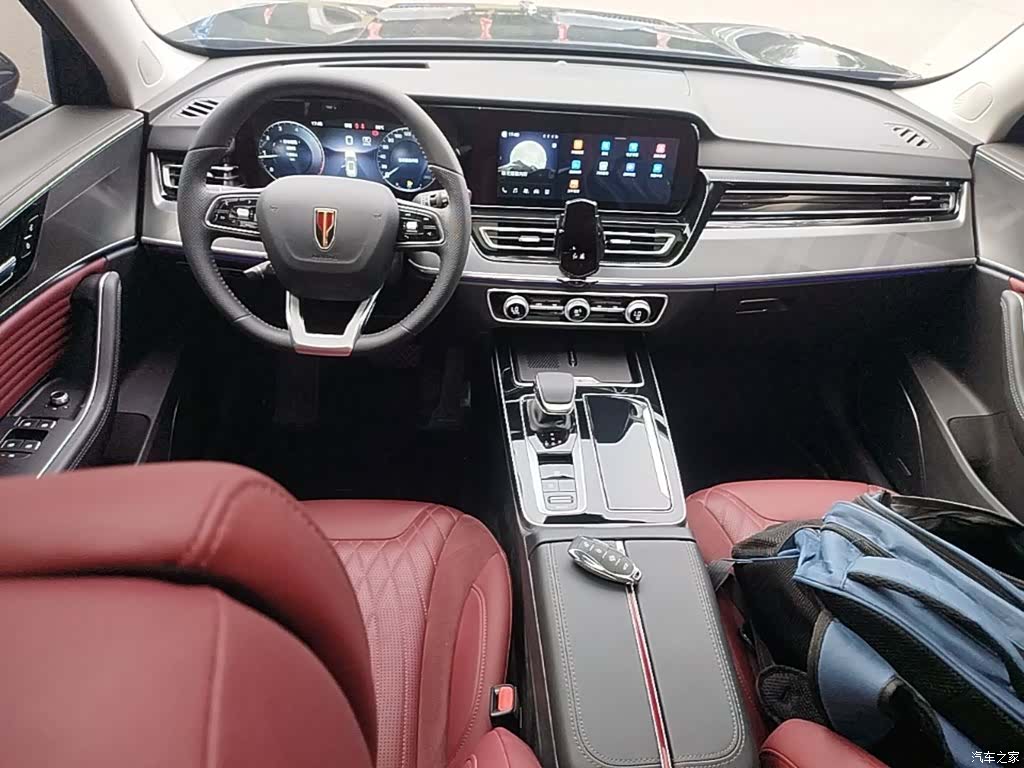 Hongqi HS5, 2024 10