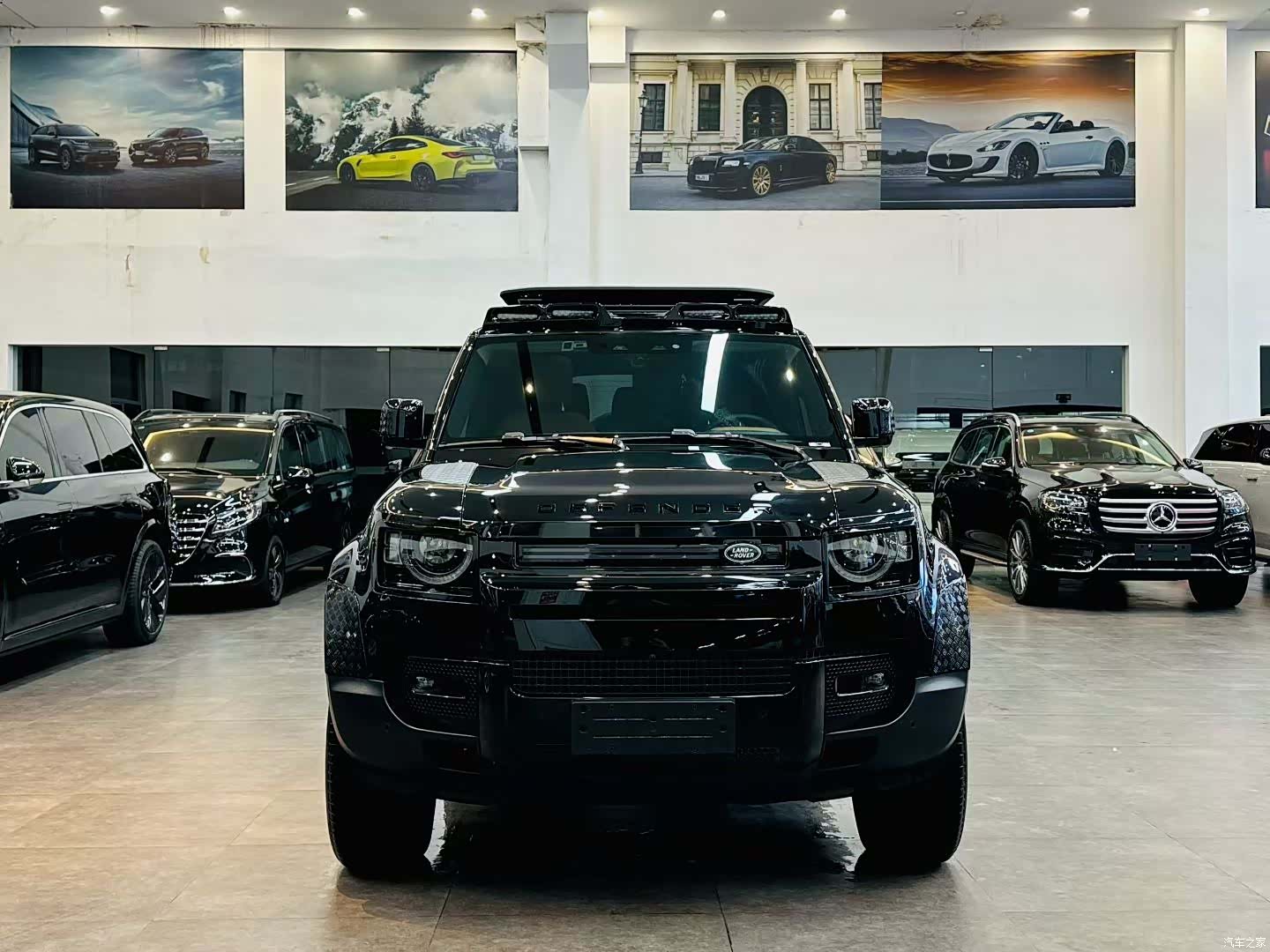 Land Rover Defender, 2024 2