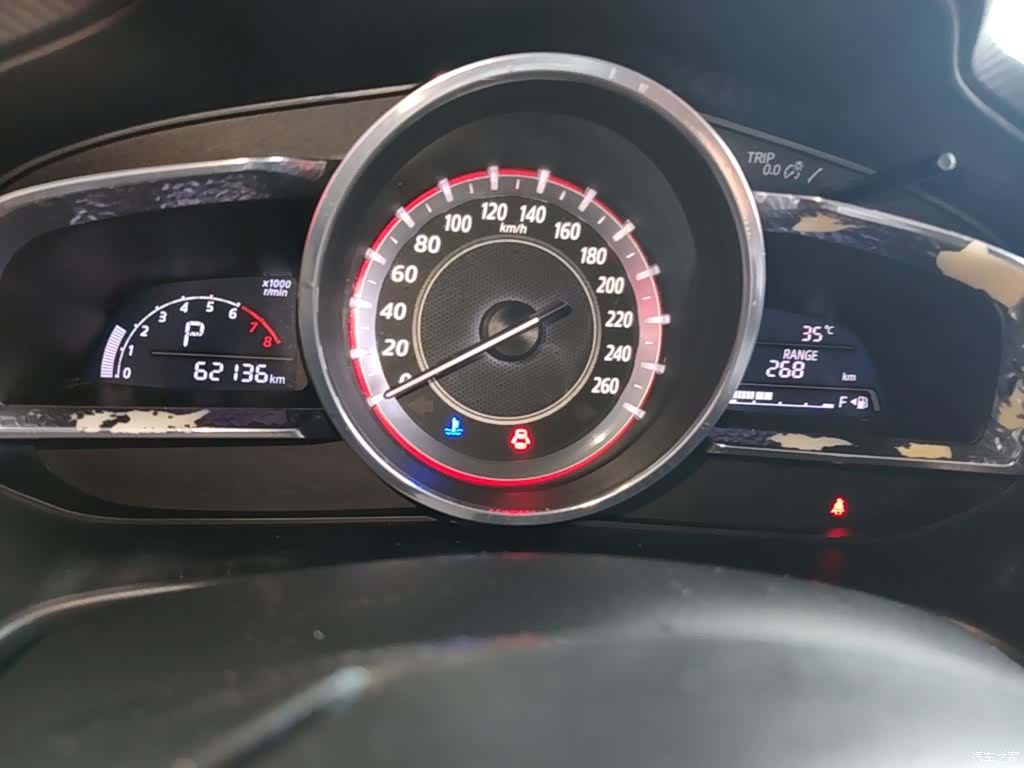 Mazda Mazda3, 2016 12