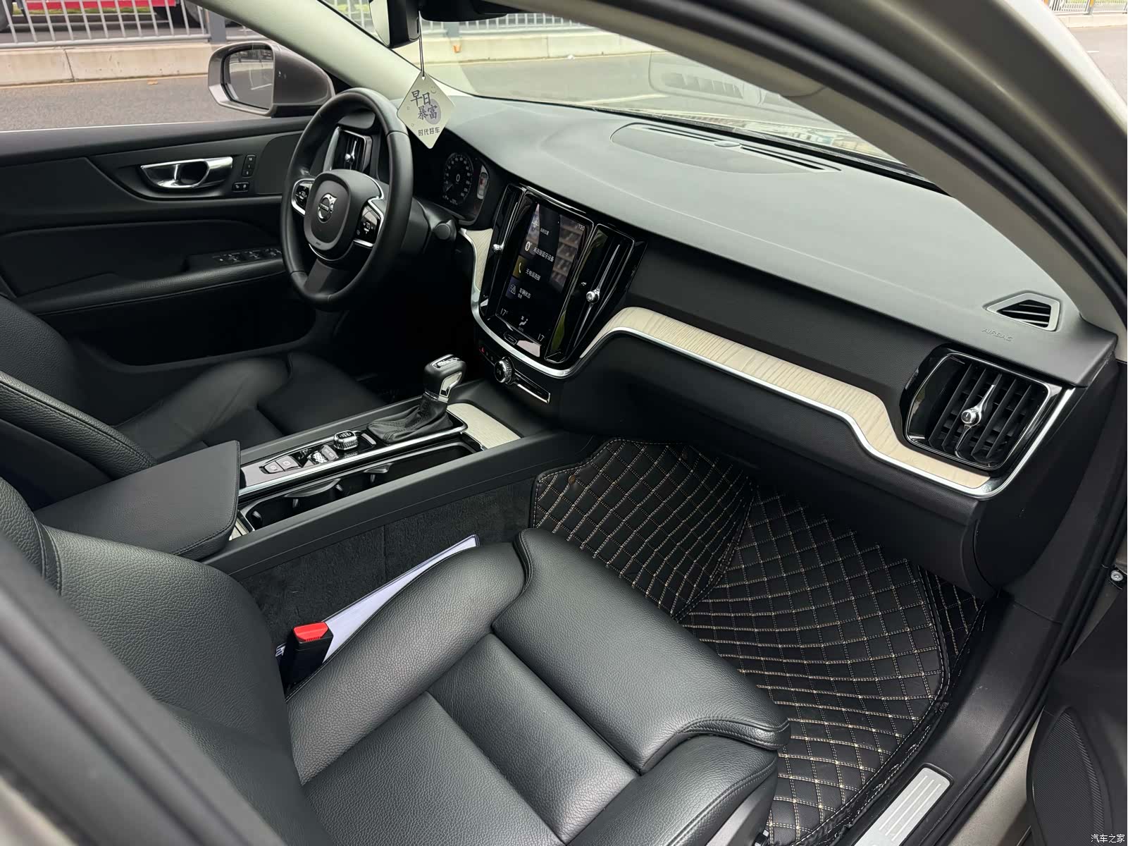 Volvo S60, 2020 10