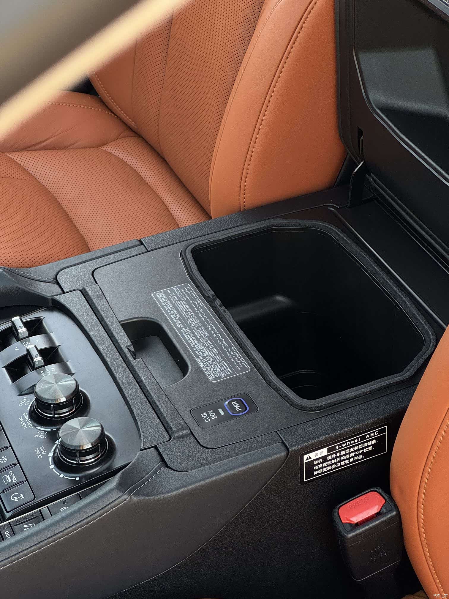 Lexus LX, 2020 26