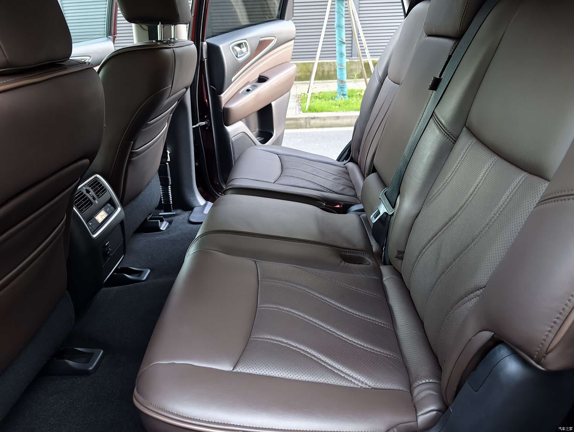 Infiniti QX60, 2014 13