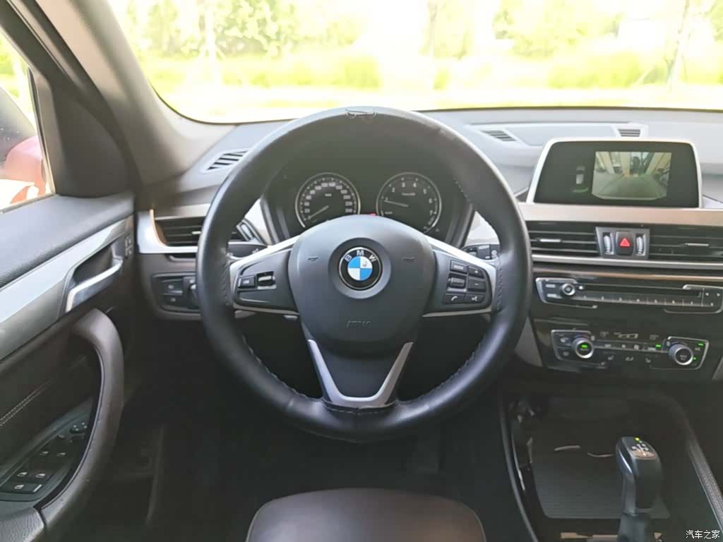 BMW X1, 2018 11