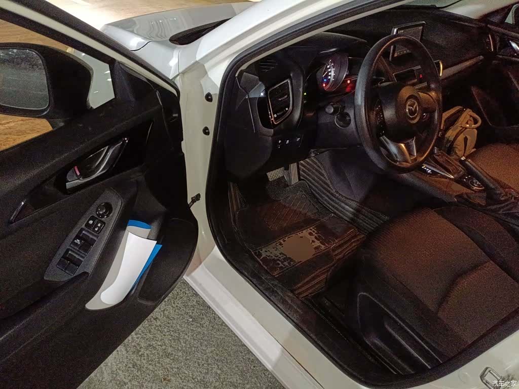 Mazda Mazda3, 2015 16