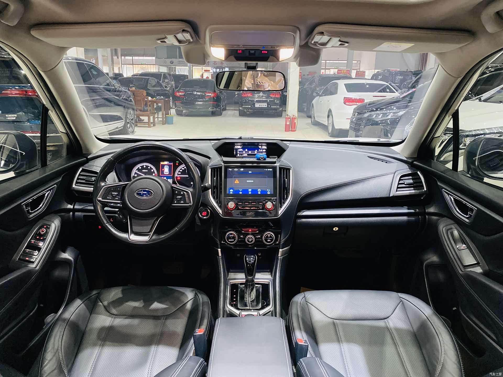 Subaru Forester, 2020 все фото