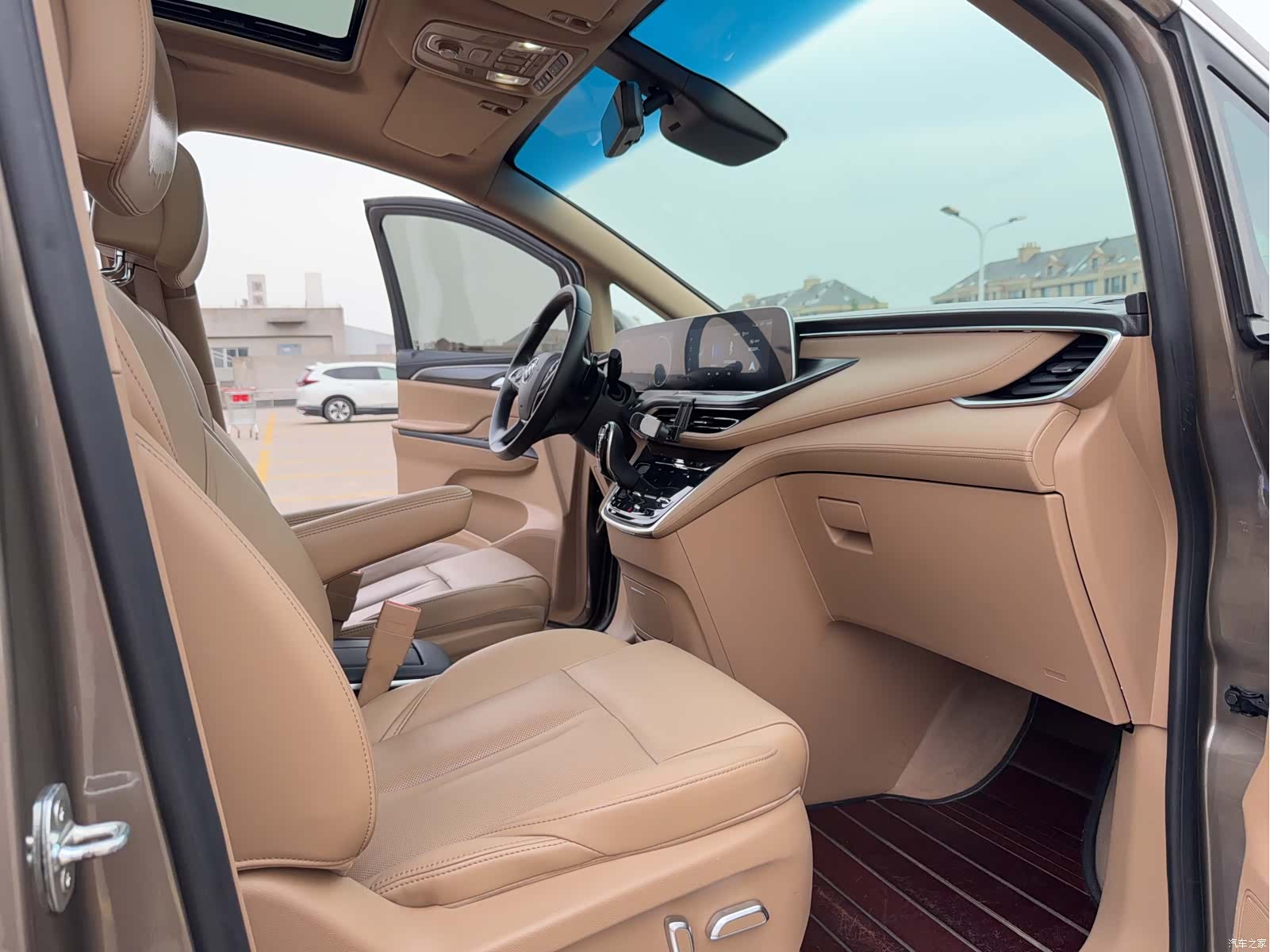 Buick GL8, 2020 12