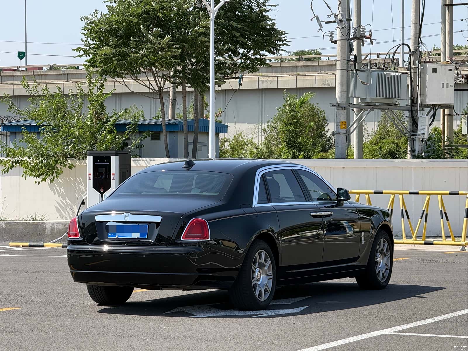 Rolls-Royce Ghost, 2019 18