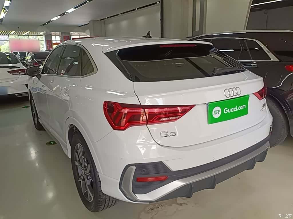 Audi Q3, 2021 все фото