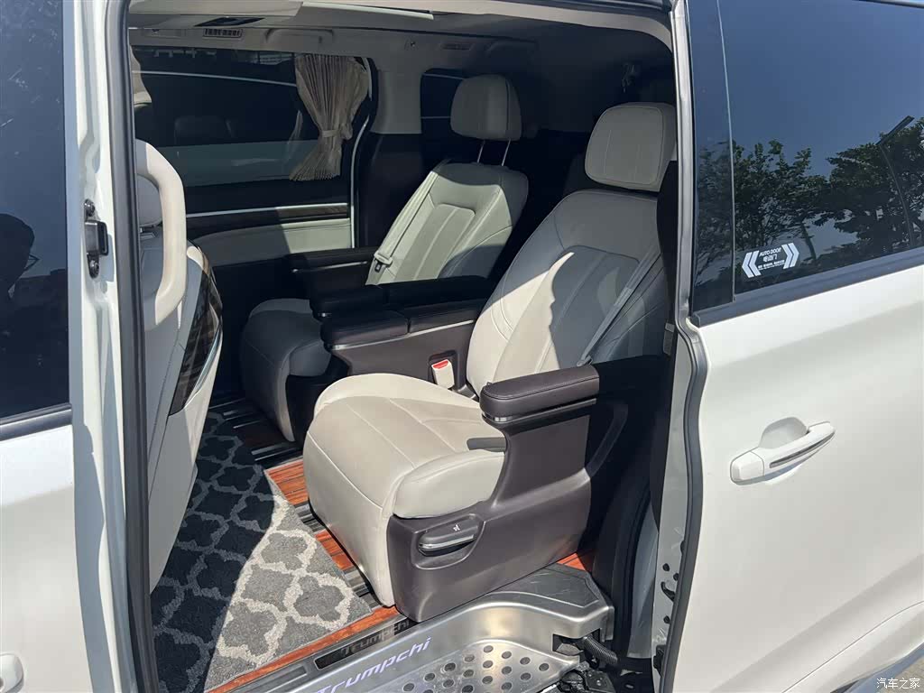 Trumpchi M8, 2022 7