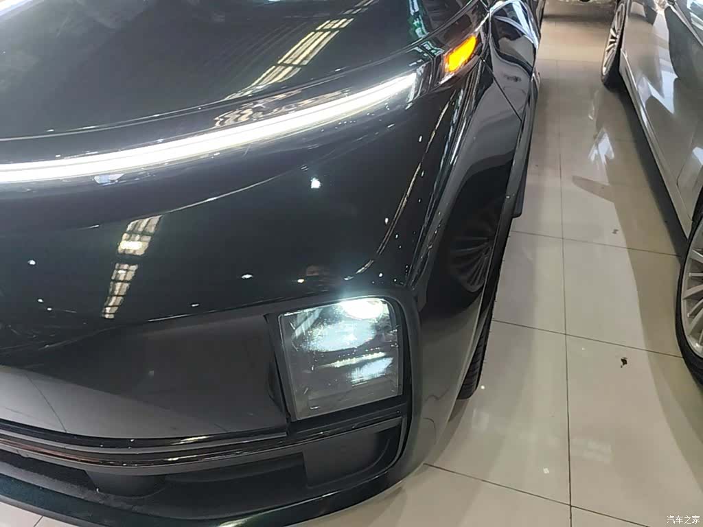 Li Auto L9, 2023 24