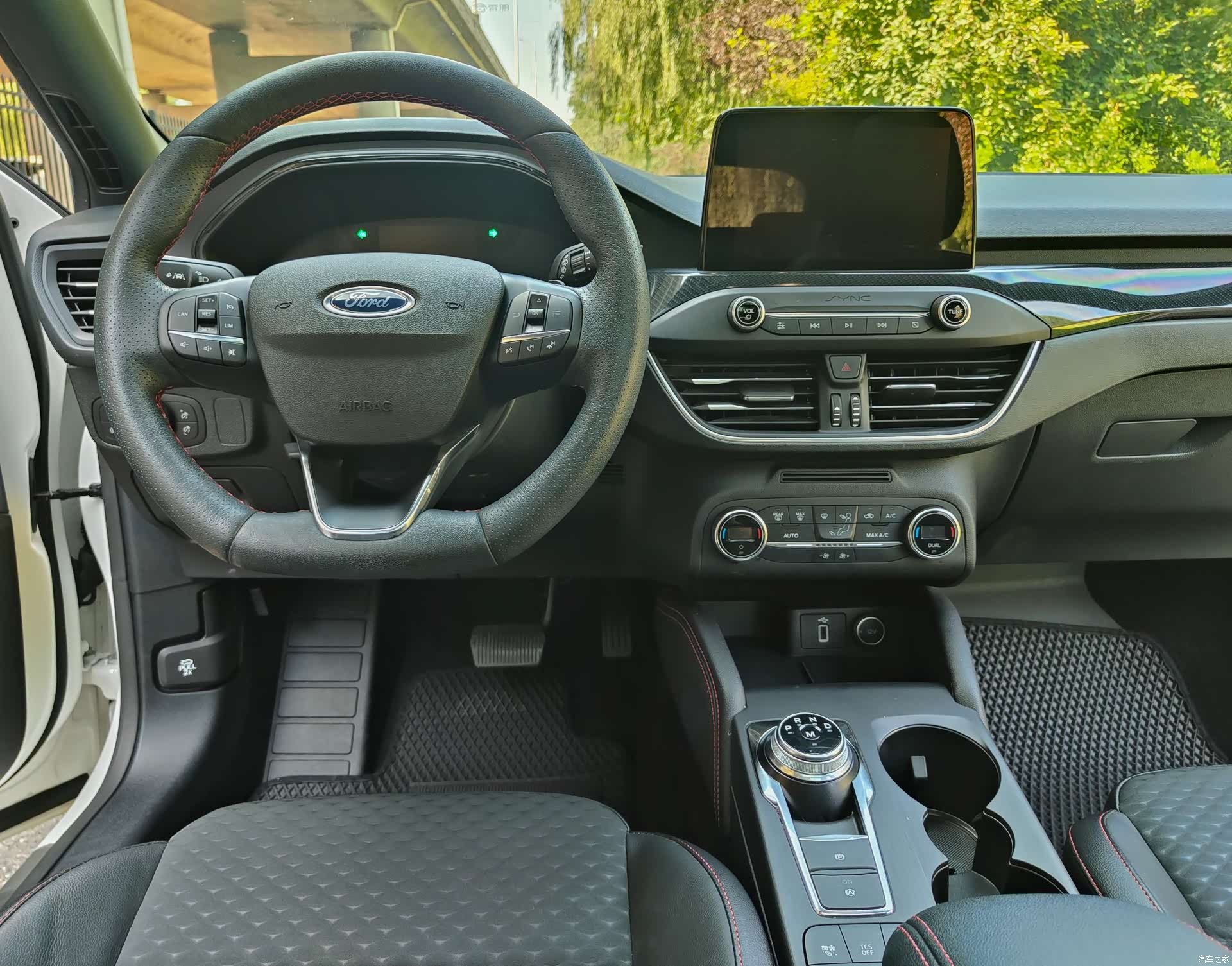 Ford Focus, 2020 10
