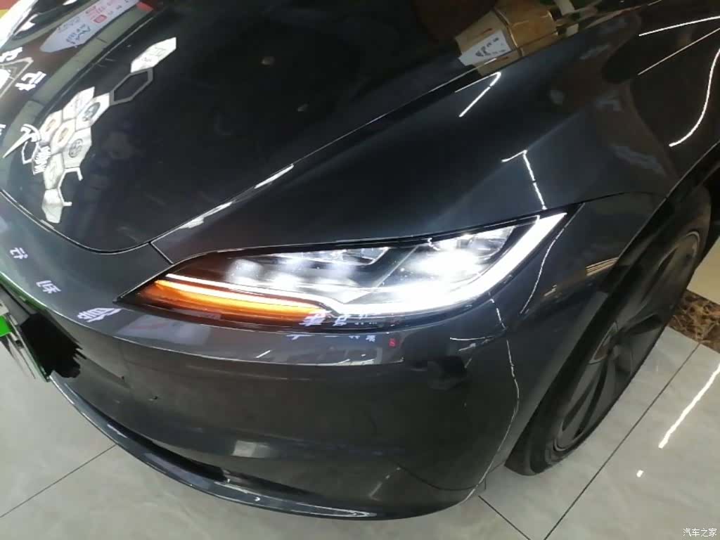 Tesla Model 3, 2024 18