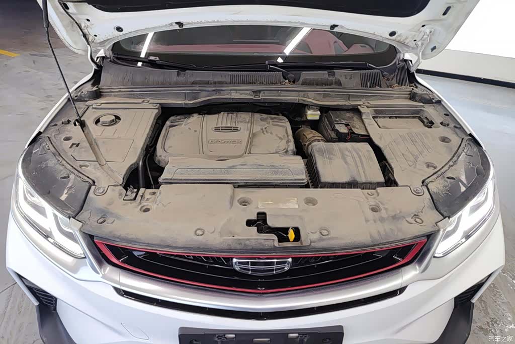 Geely Coolray, 2021 10