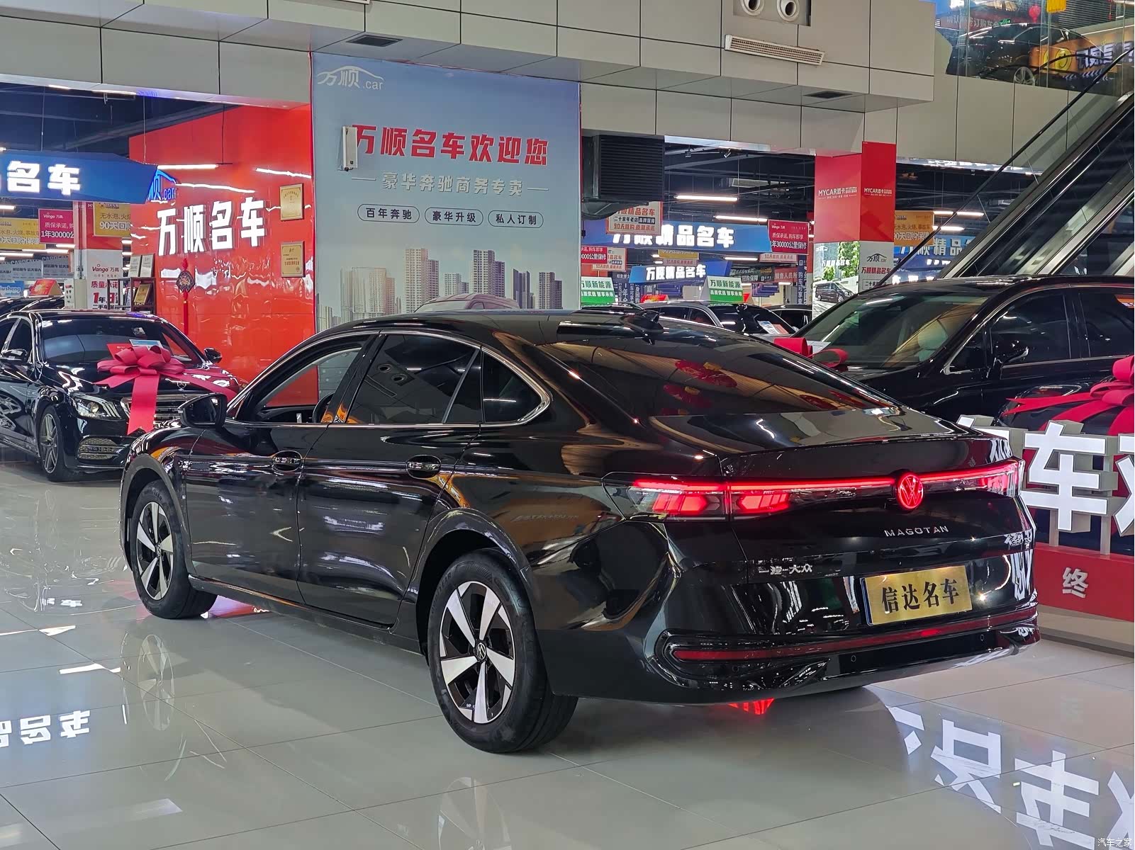 Volkswagen Magotan, 2025 14