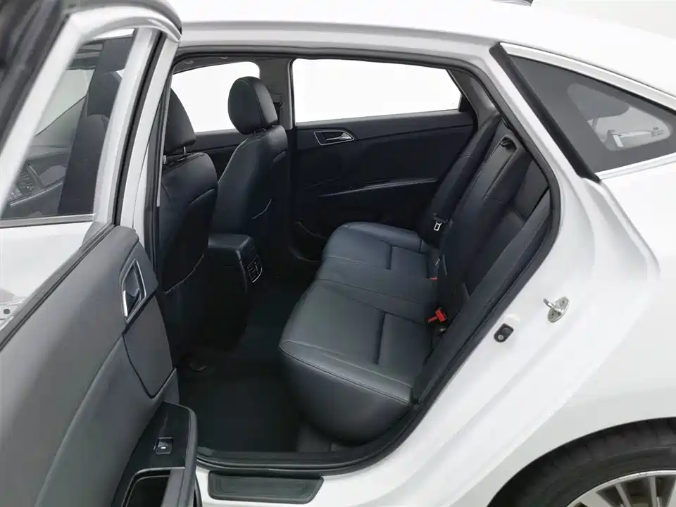 Hyundai Name picture