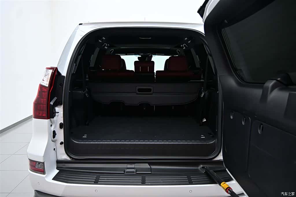 Lexus GX, 2023 34