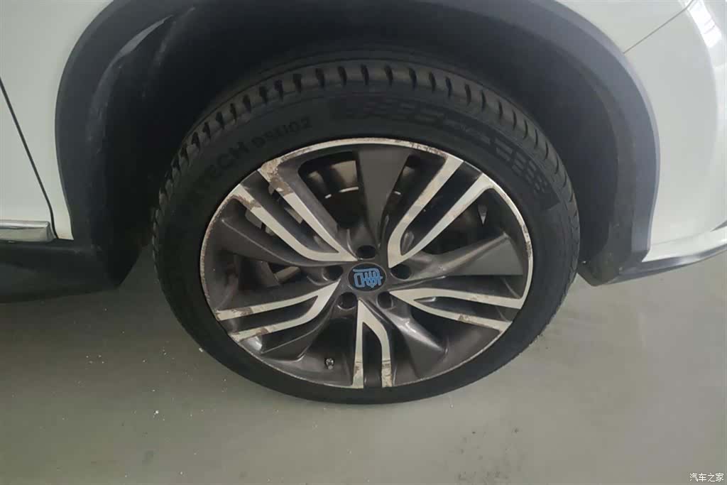 BYD Tang, 2017 6