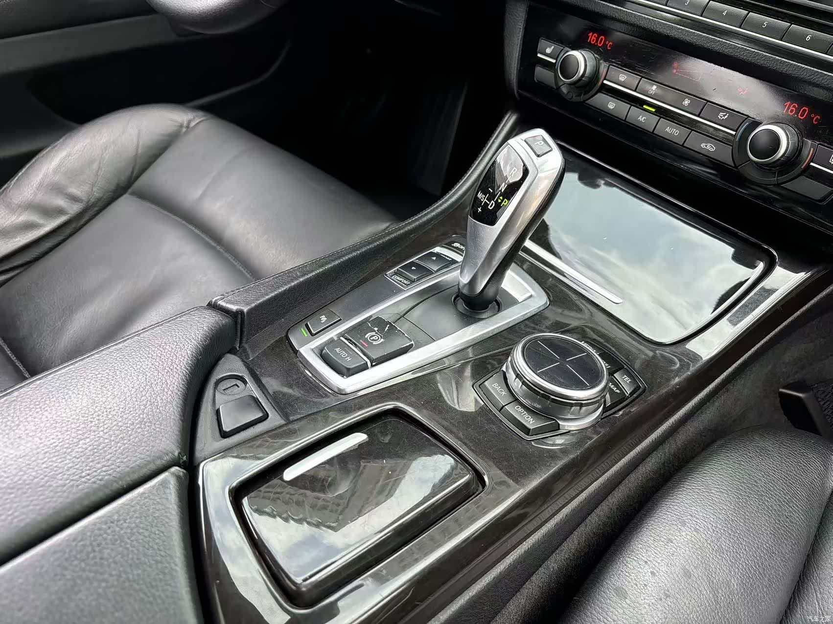 BMW 5 Series, 2013 28