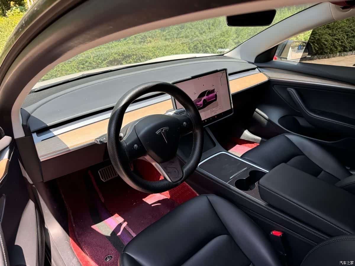 Tesla Model 3, 2022 15