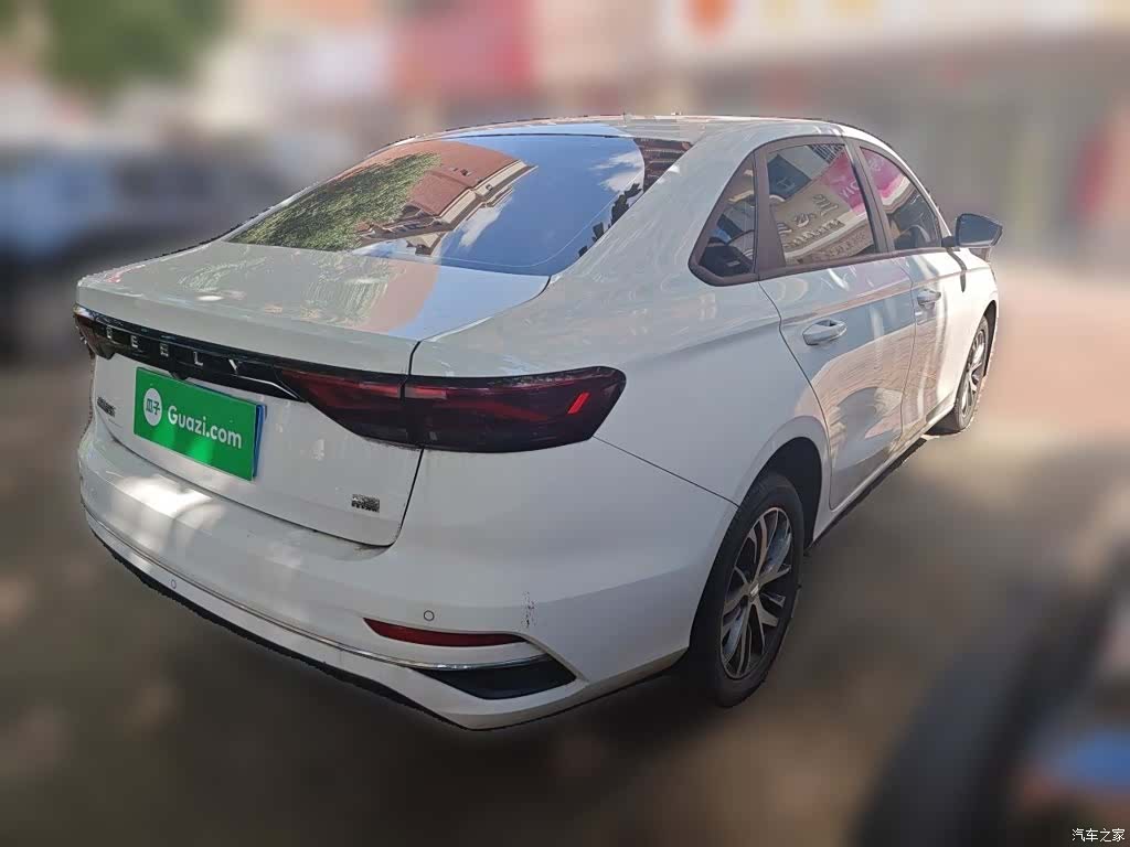 Geely Emgrand, 2023 все фото