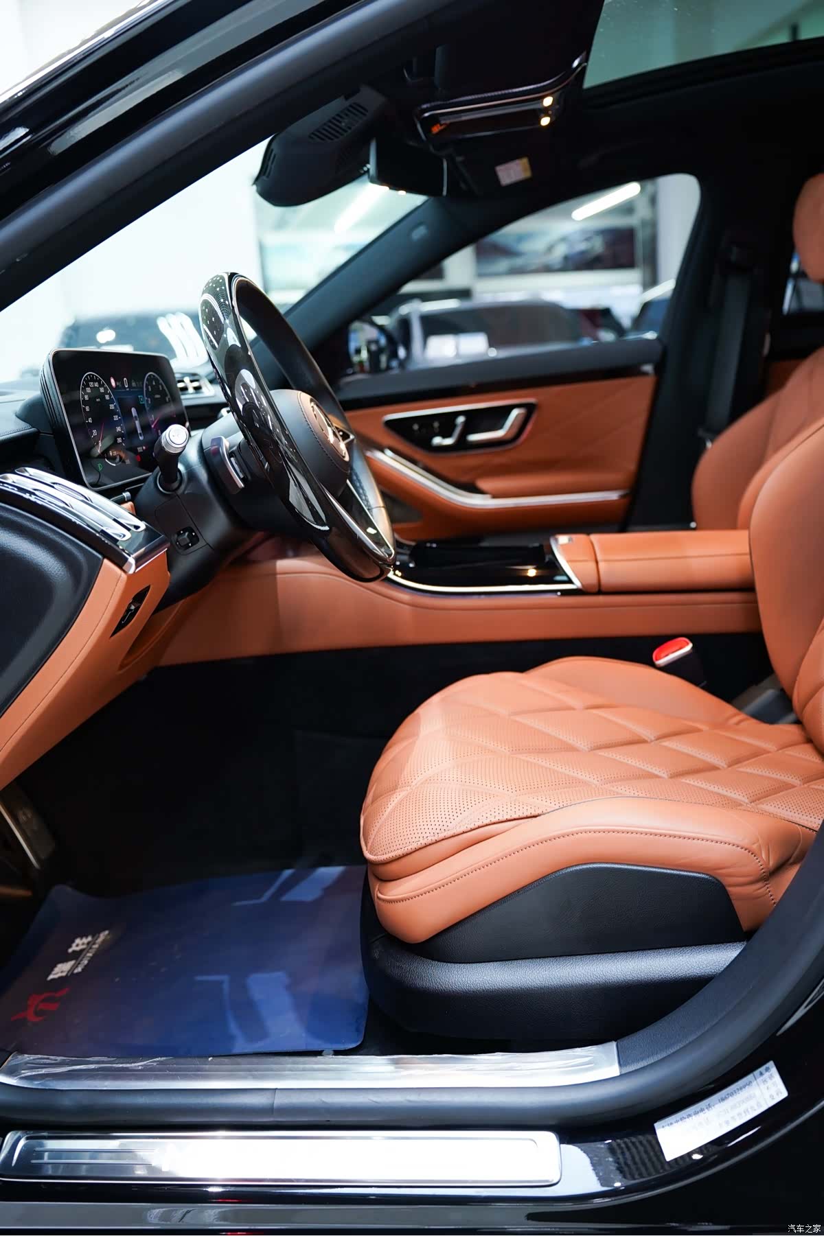 Maybach S-Class, 2023 3