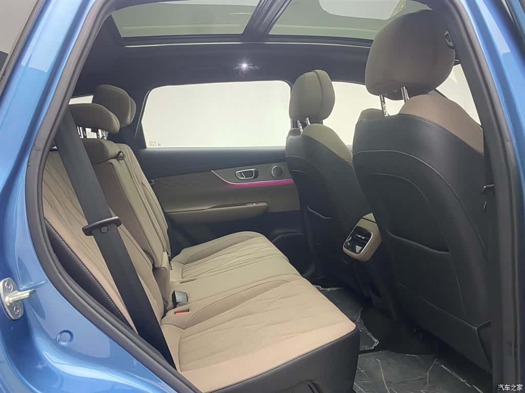 Chery Tiggo 8 Plus, 2025 18