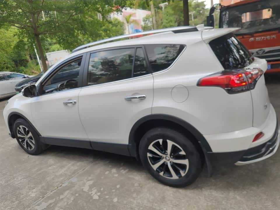 Toyota RAV4 Rongfang Toyota RAV4 Rongfang