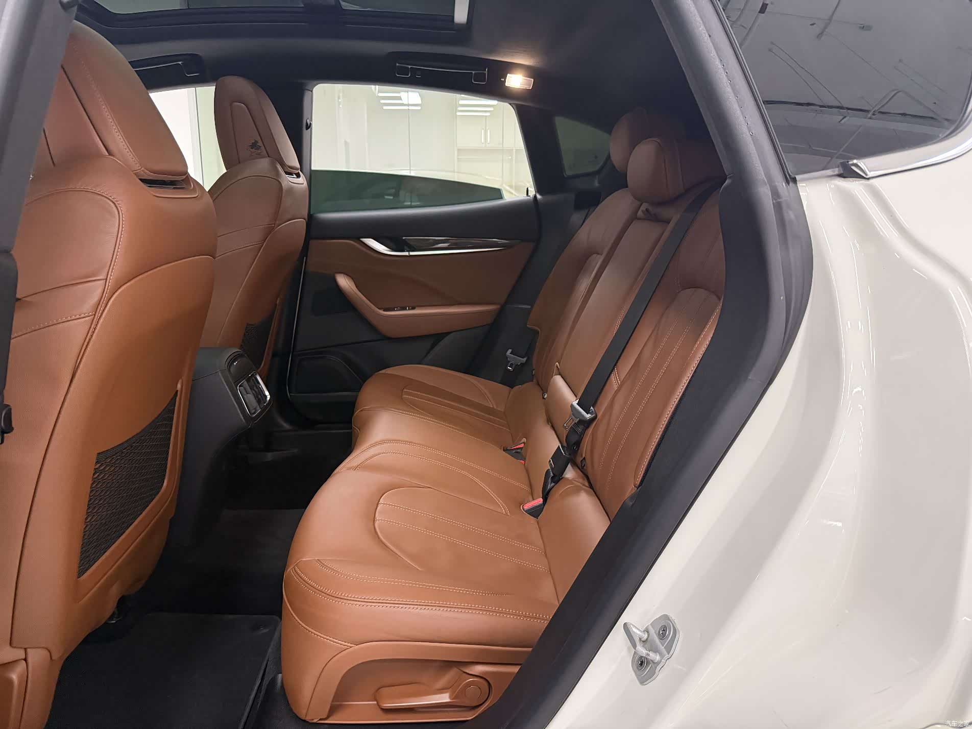 Maserati Levante, 2017 13