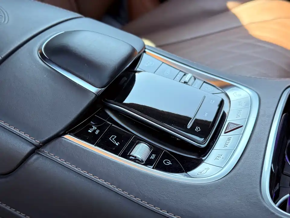 Mercedes-Benz Maybach S-class