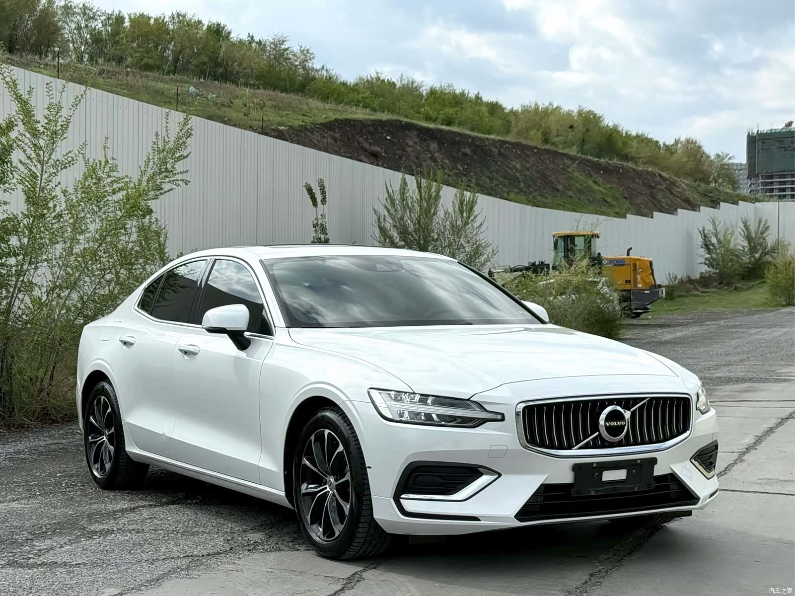Volvo S60, 2022 3