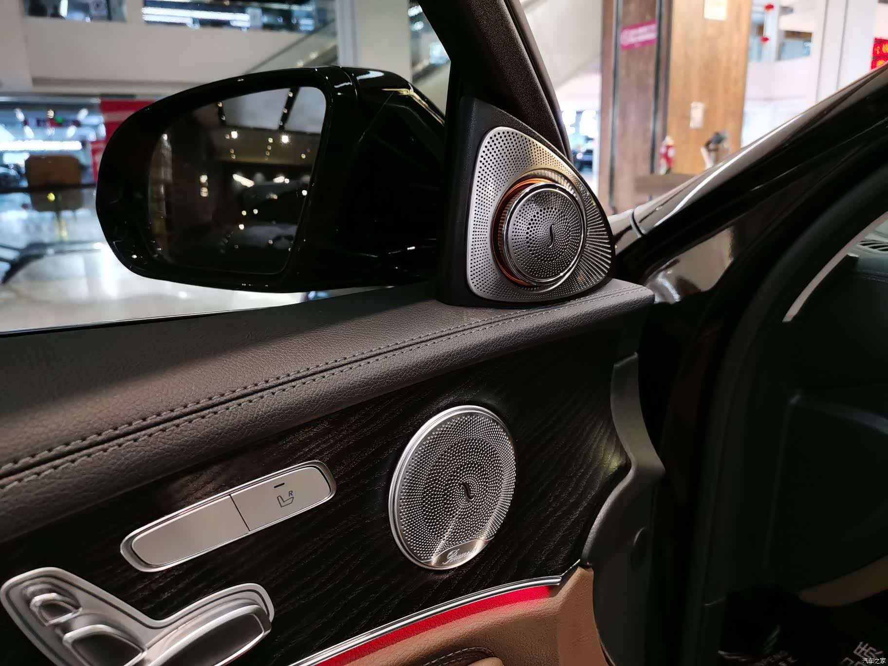 Mercedes-Benz E-Class, 2019 6