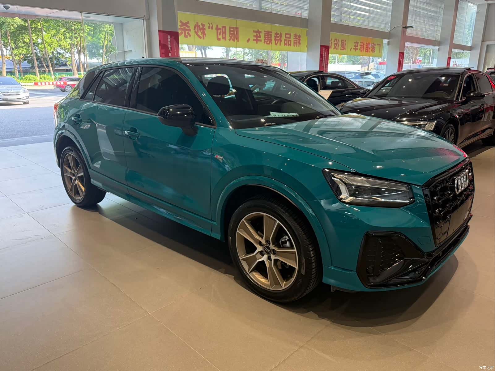 Audi Q2L, 2022 3
