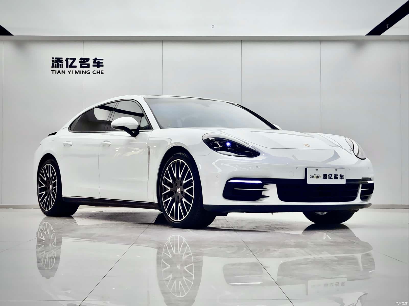 Porsche Panamera, 2018 3
