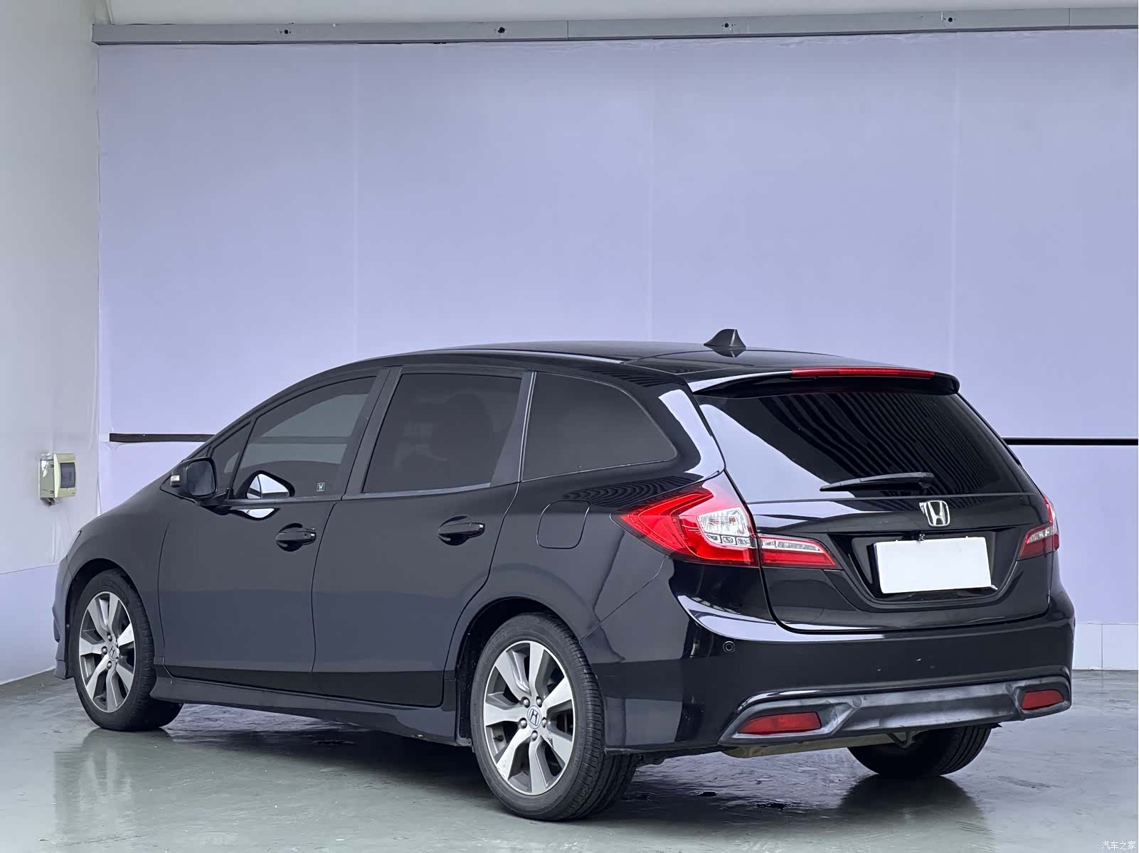 Honda Jade, 2014 3