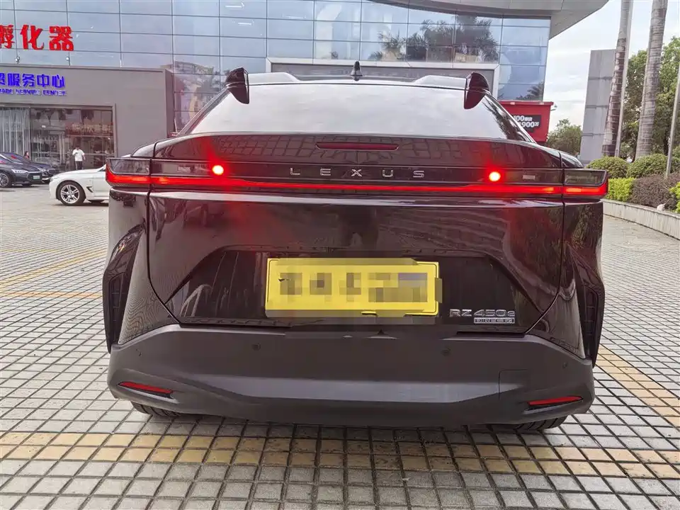 Lexus RZ Lexus RZ