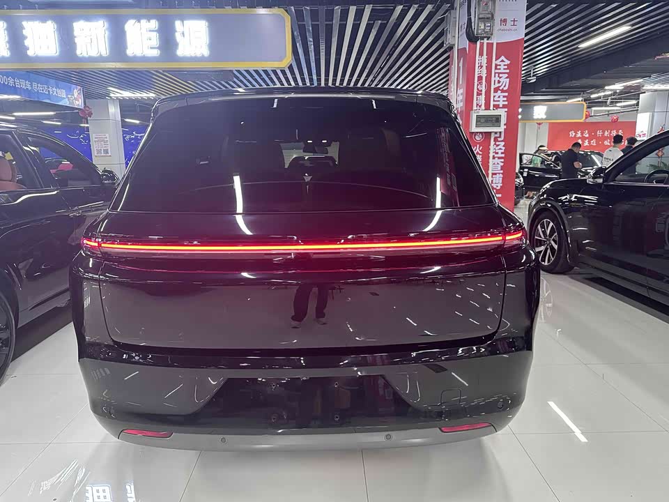 Li Auto Ideal L8