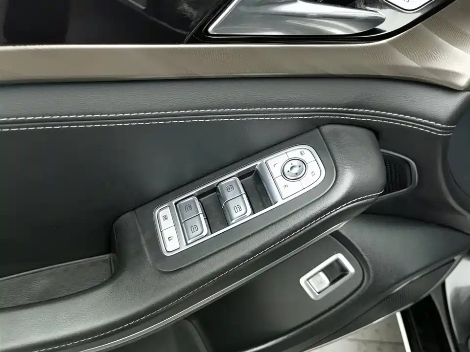 Hongqi H9 Hongqi H9
