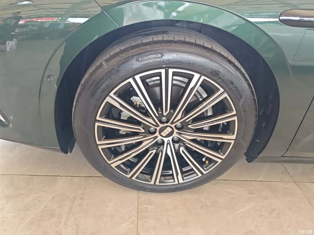 Geely 8, 2025 23