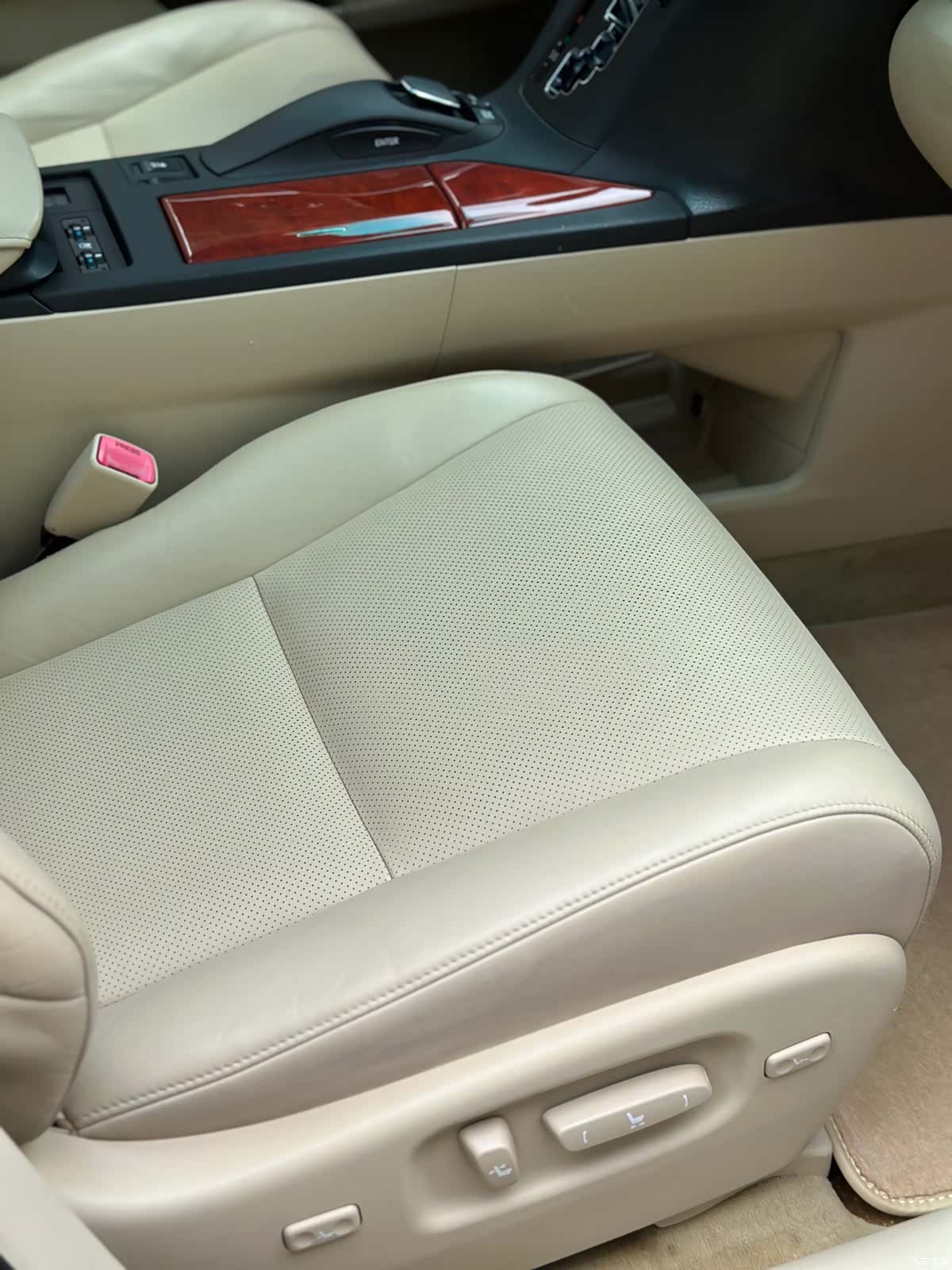 Lexus RX, 2012 11