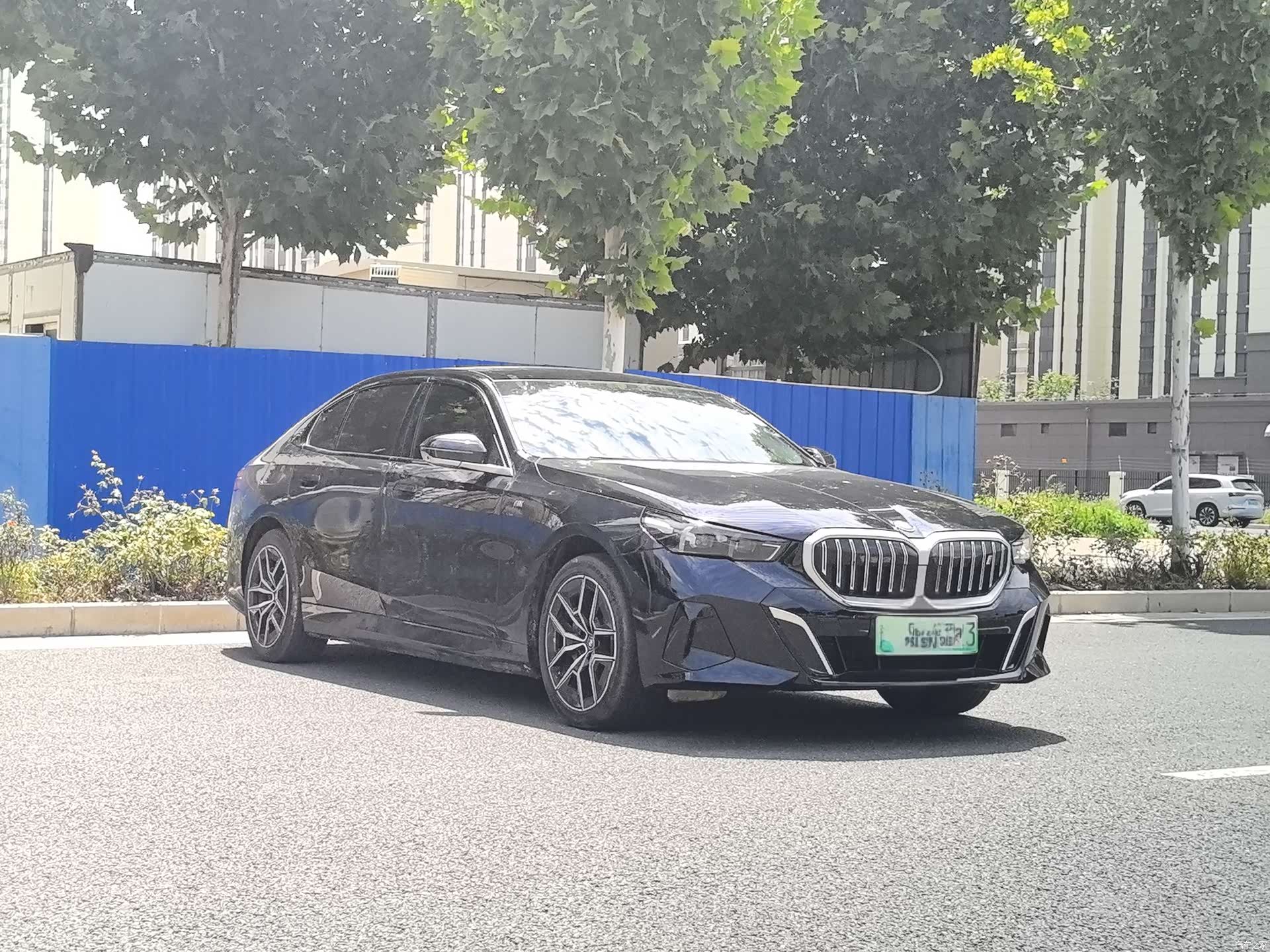 BMW i5, 2025 3