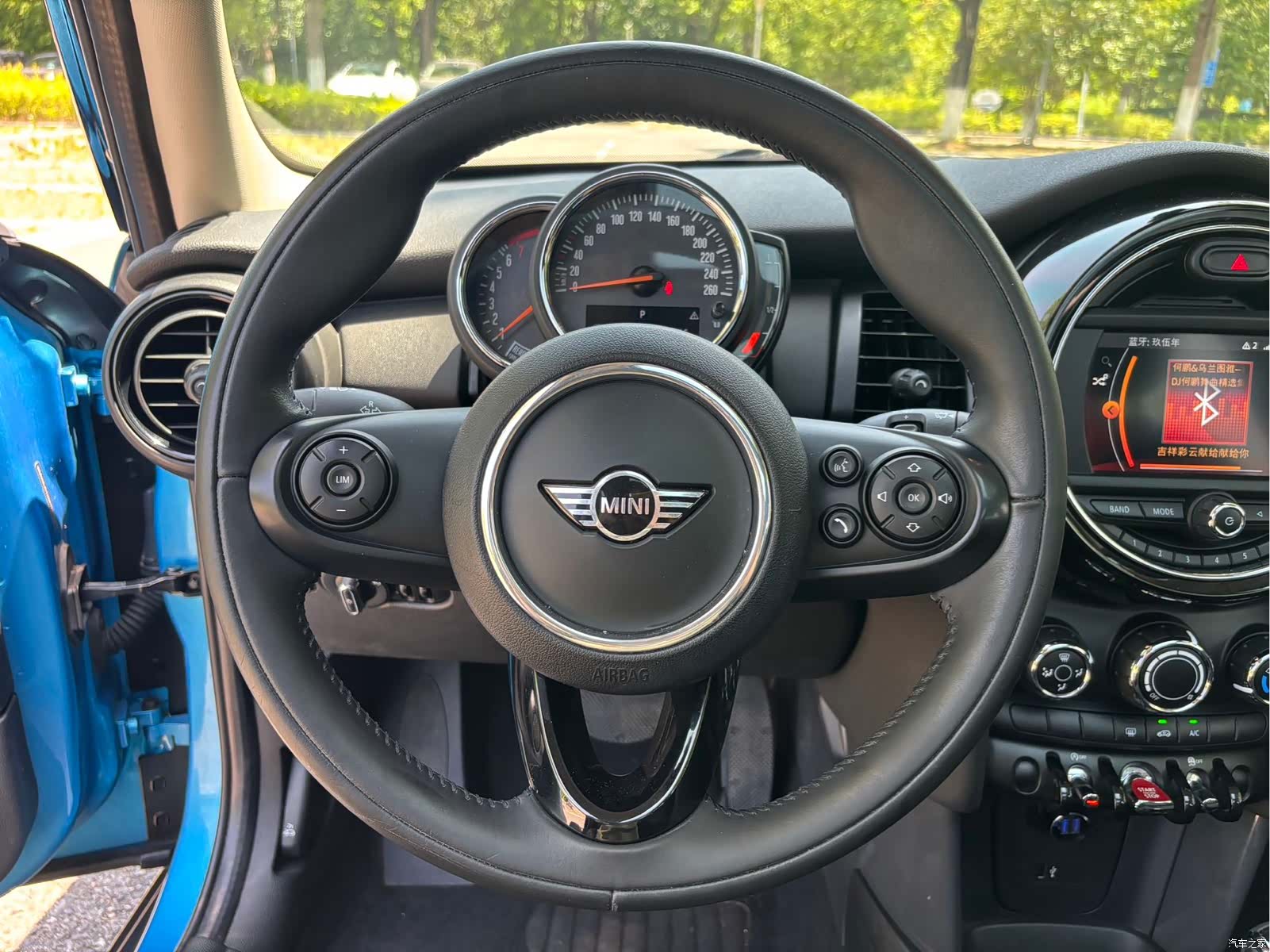 Mini ONE, 2018 10