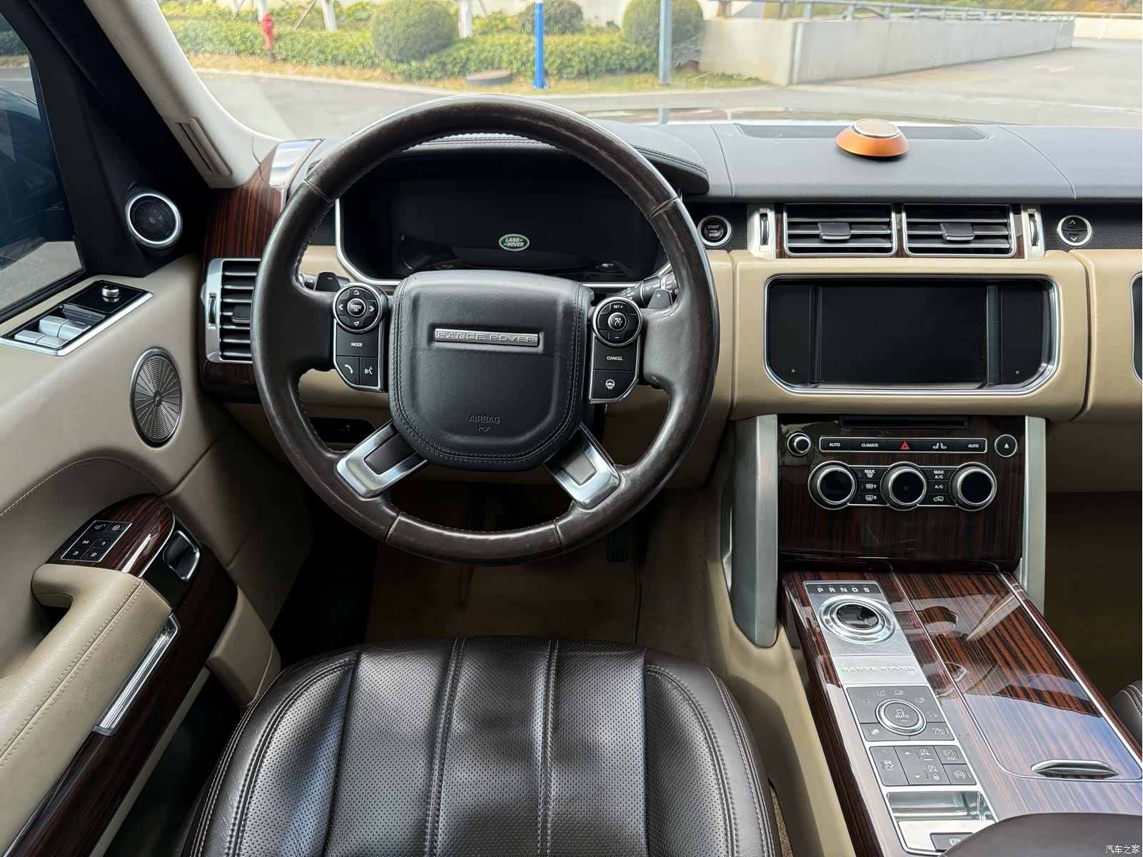 Land Rover Range Rover, 2013 10