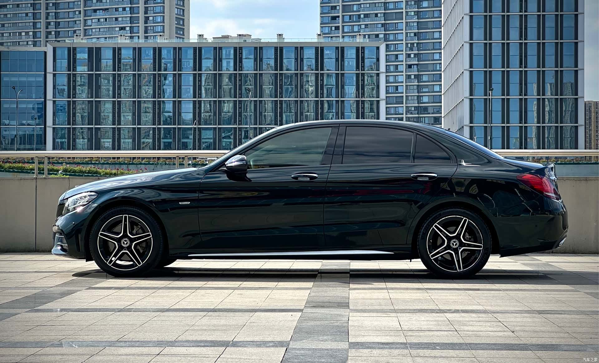Mercedes-Benz C-Class, 2021 4