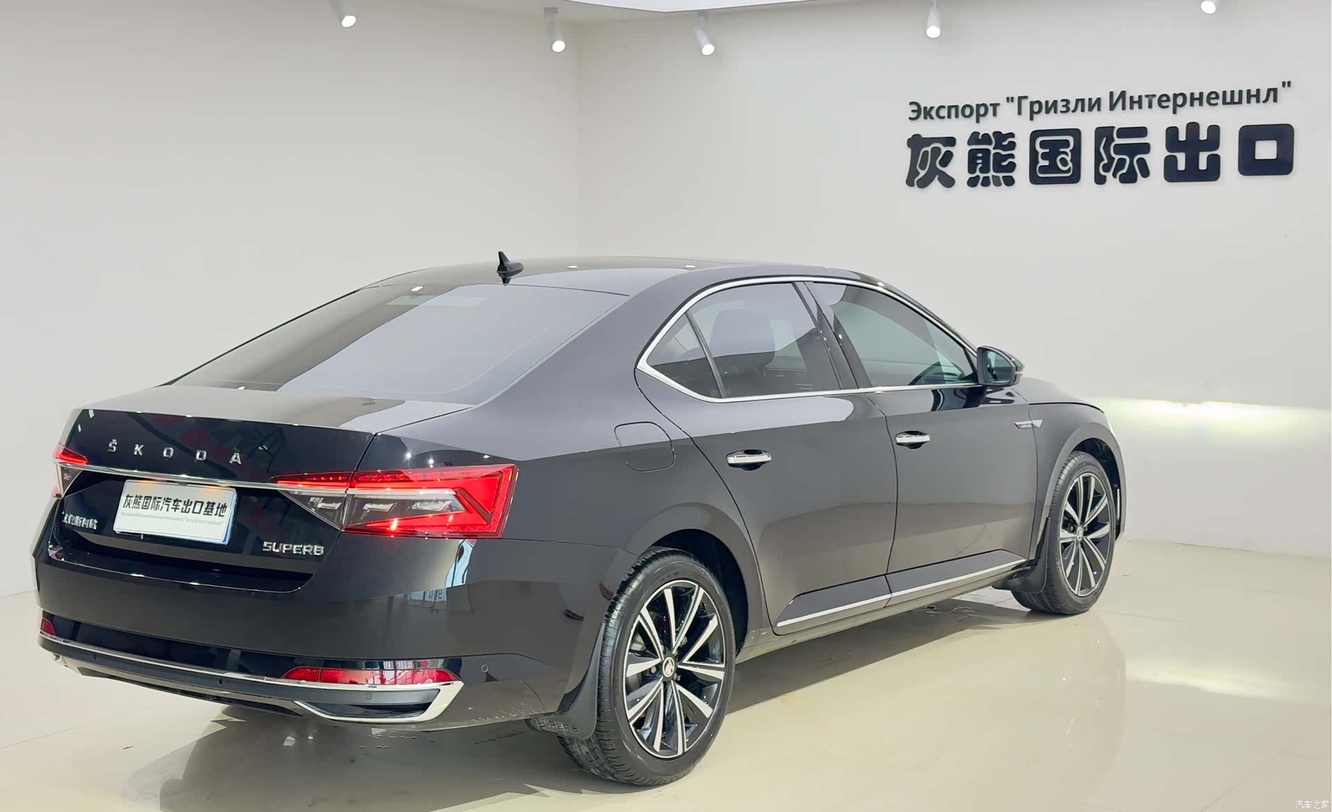 Skoda Superb, 2023 4