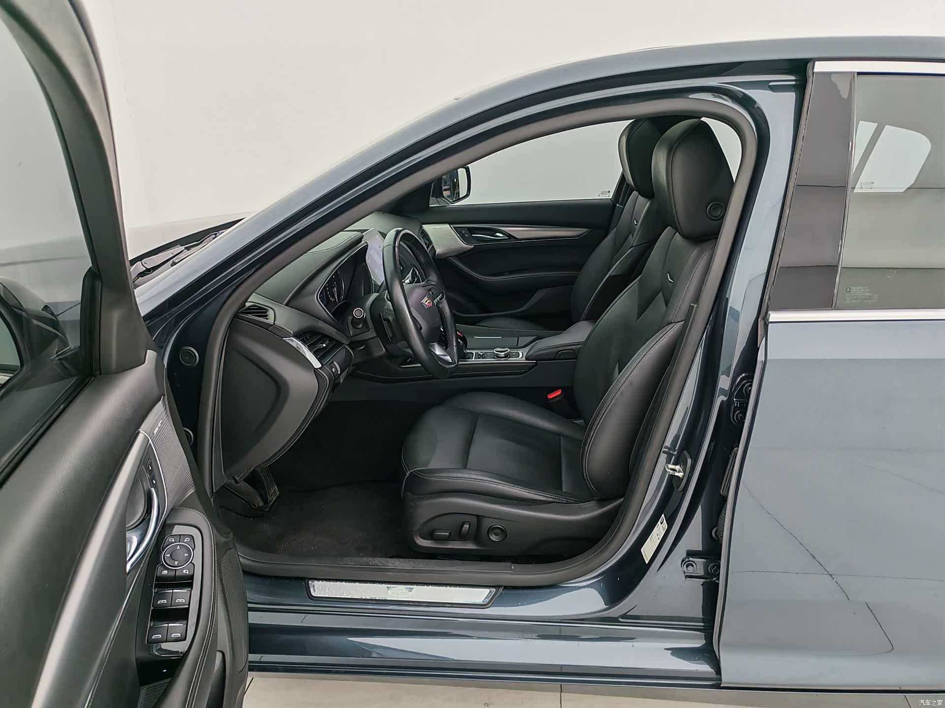 Cadillac CT5, 2021 10