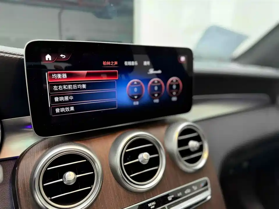 Mercedes-Benz GLC Mercedes-Benz GLC