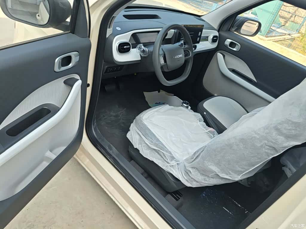 Geely Panda, 2026 16