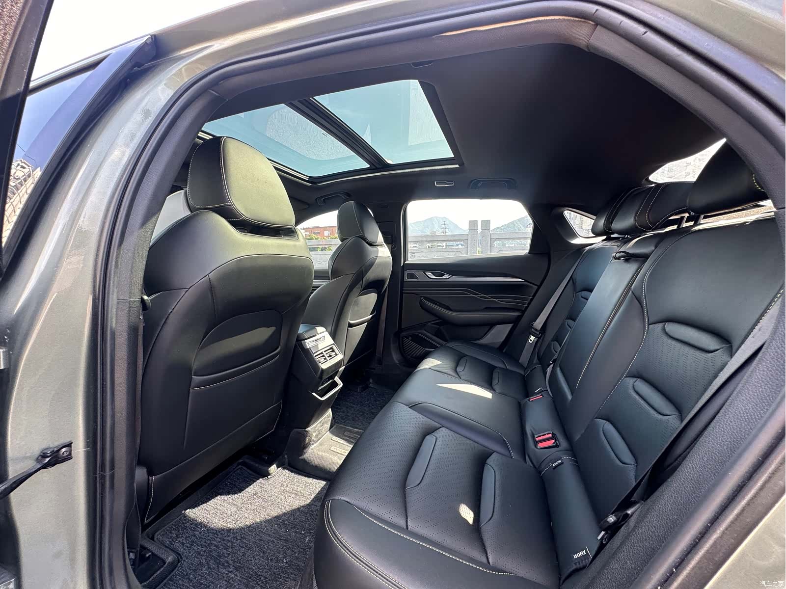 Geely Preface, 2023 все фото