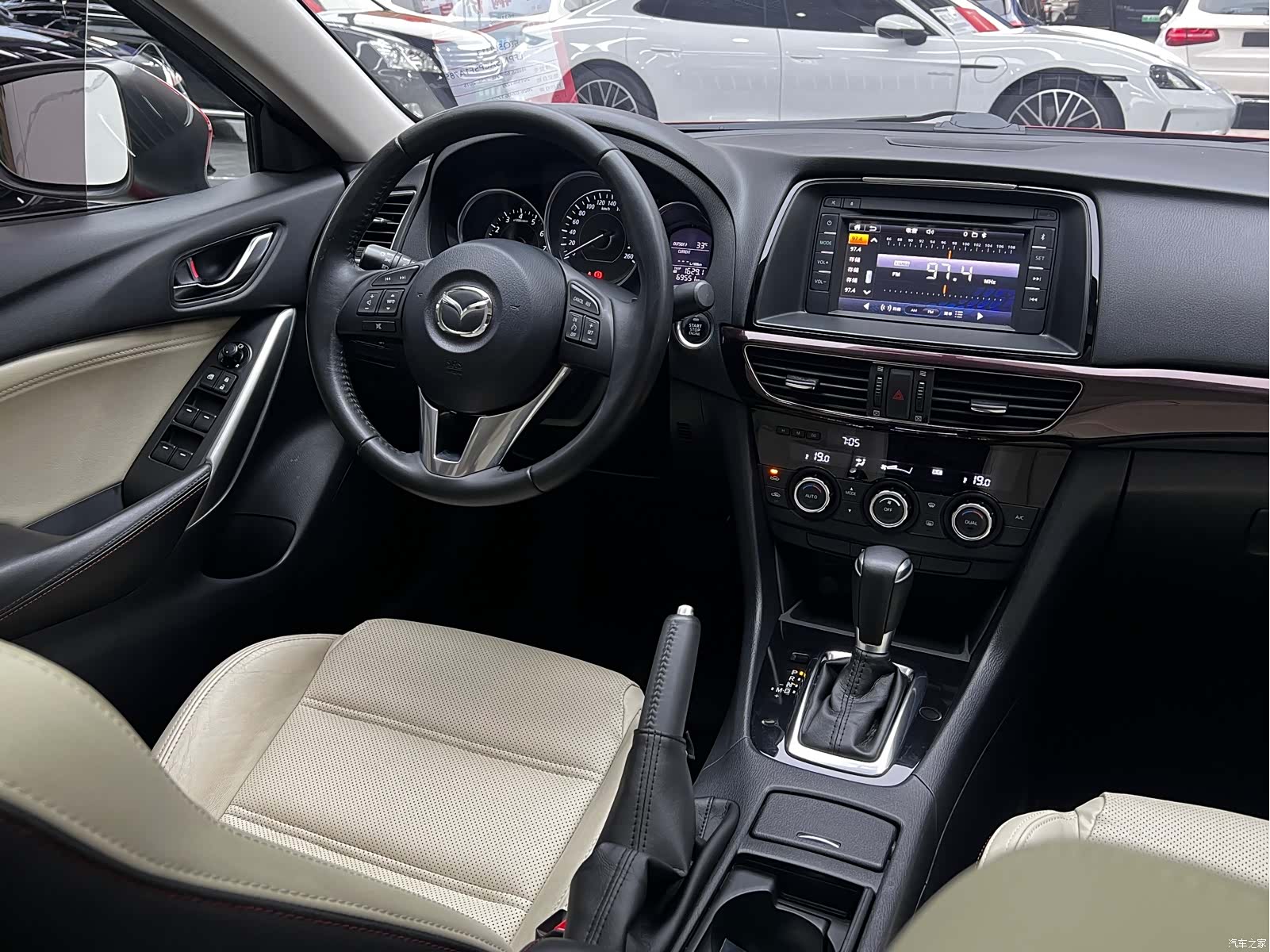 Mazda Atenza, 2015 20